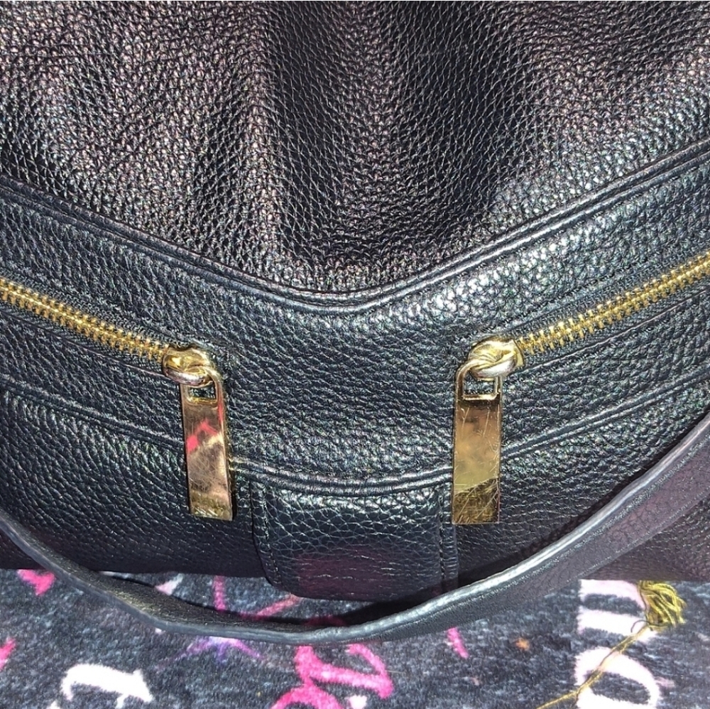 Michael Kors Jamesport Black Leather Shoulder Bag with Gold Accents EUC - Picture 3 of 8